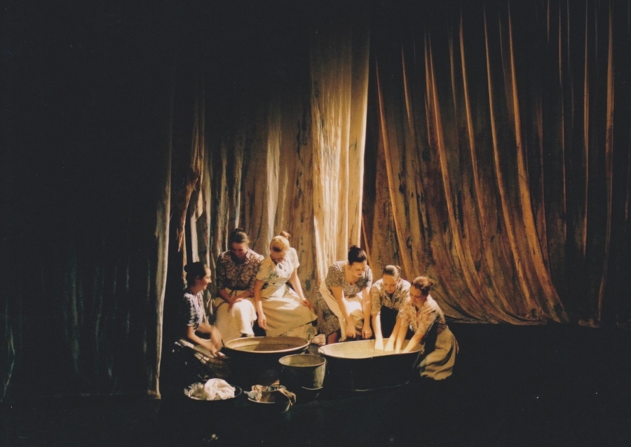 Yerma, Lighting Design by Peter Harrison, West Sussex Youth Theater, Hawth Theatre, Crawley